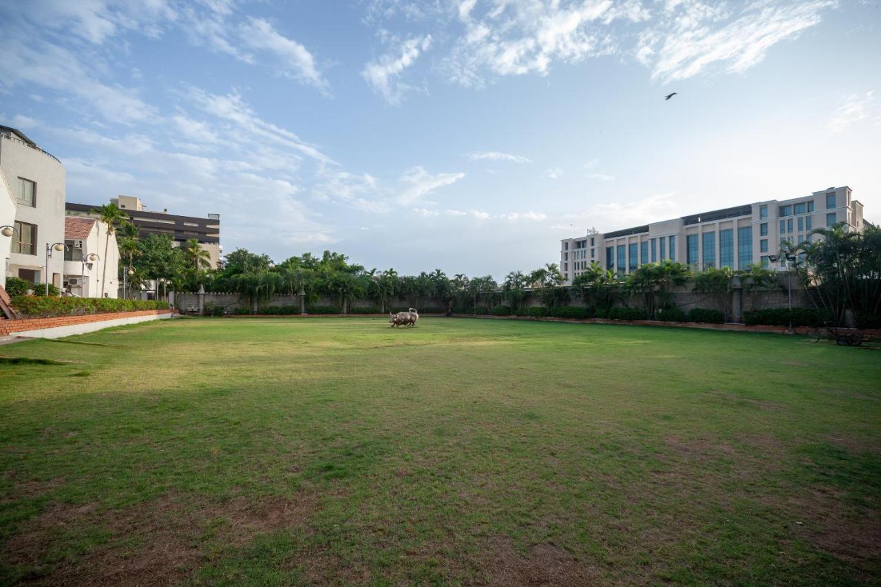 Capital O 6229 Ilara Hotels And Resorts Siruseri المظهر الخارجي الصورة