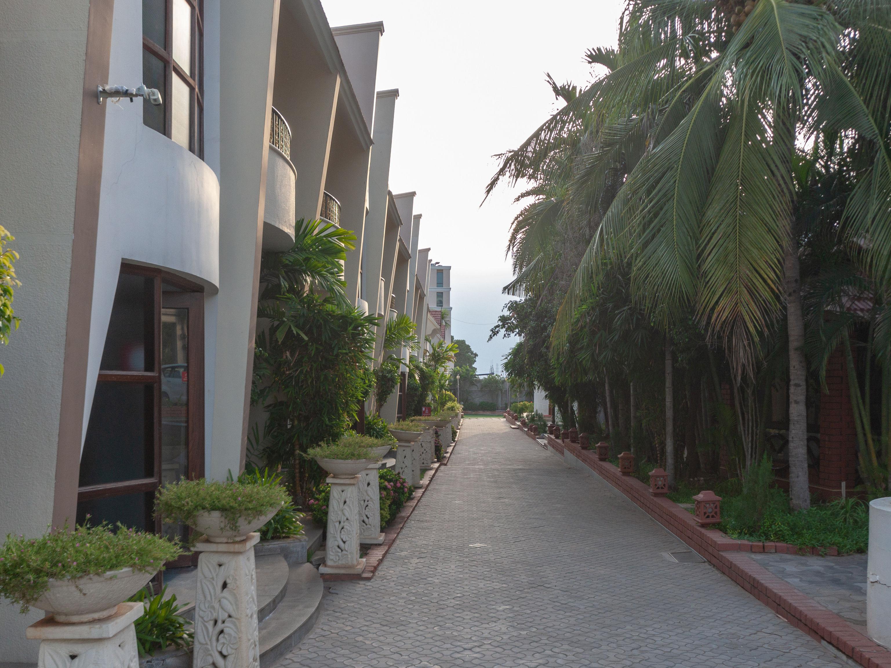 Capital O 6229 Ilara Hotels And Resorts Siruseri المظهر الخارجي الصورة